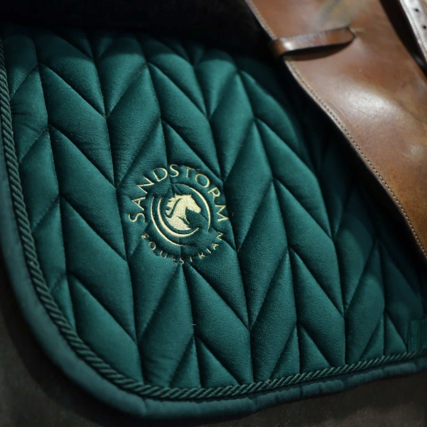 Sandstorm Equestrian - Saddle Pad - Emerald Green