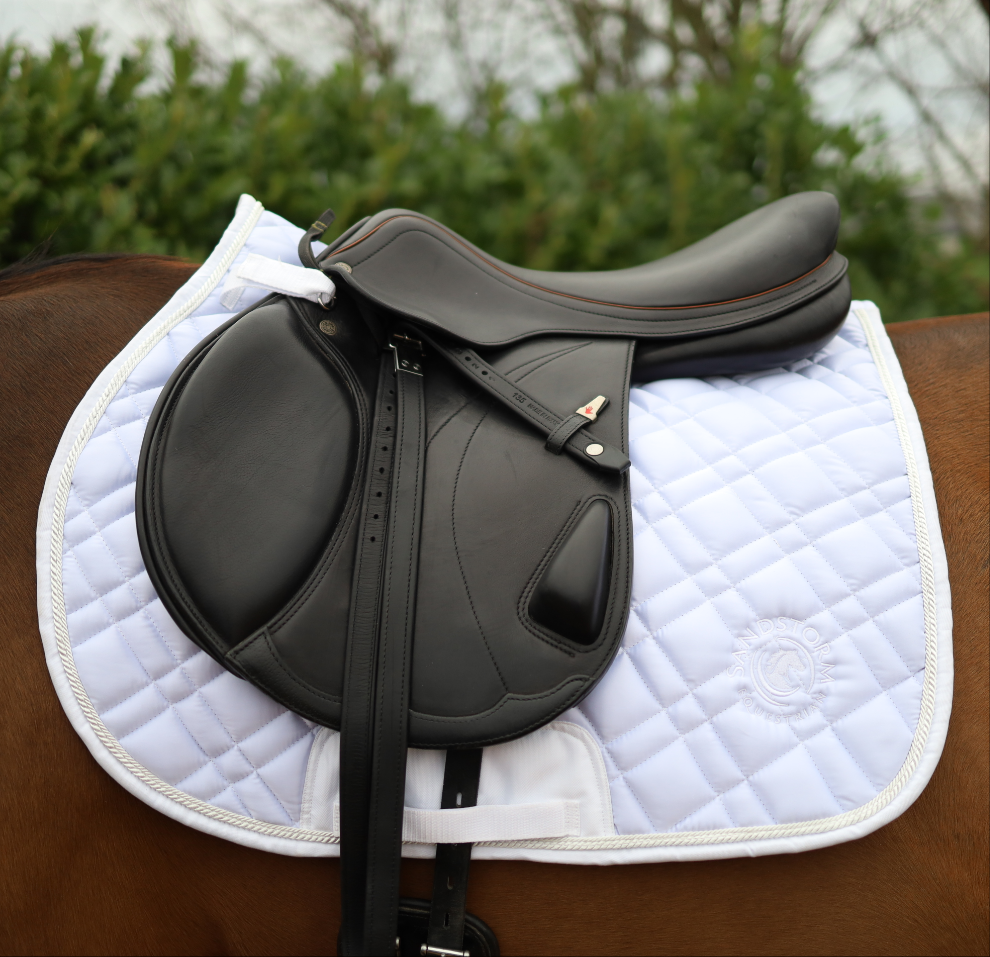 Sandstorm Equestrian - Satin Saddle Pad - White