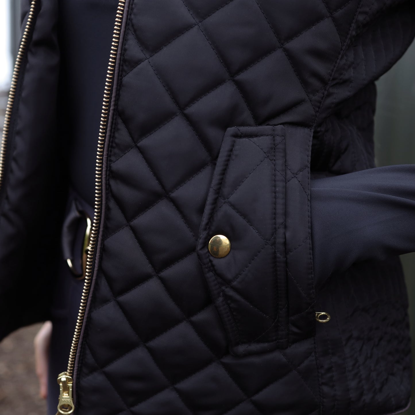 Sandstorm Equestrian Tailored Quilted Gilet - Black