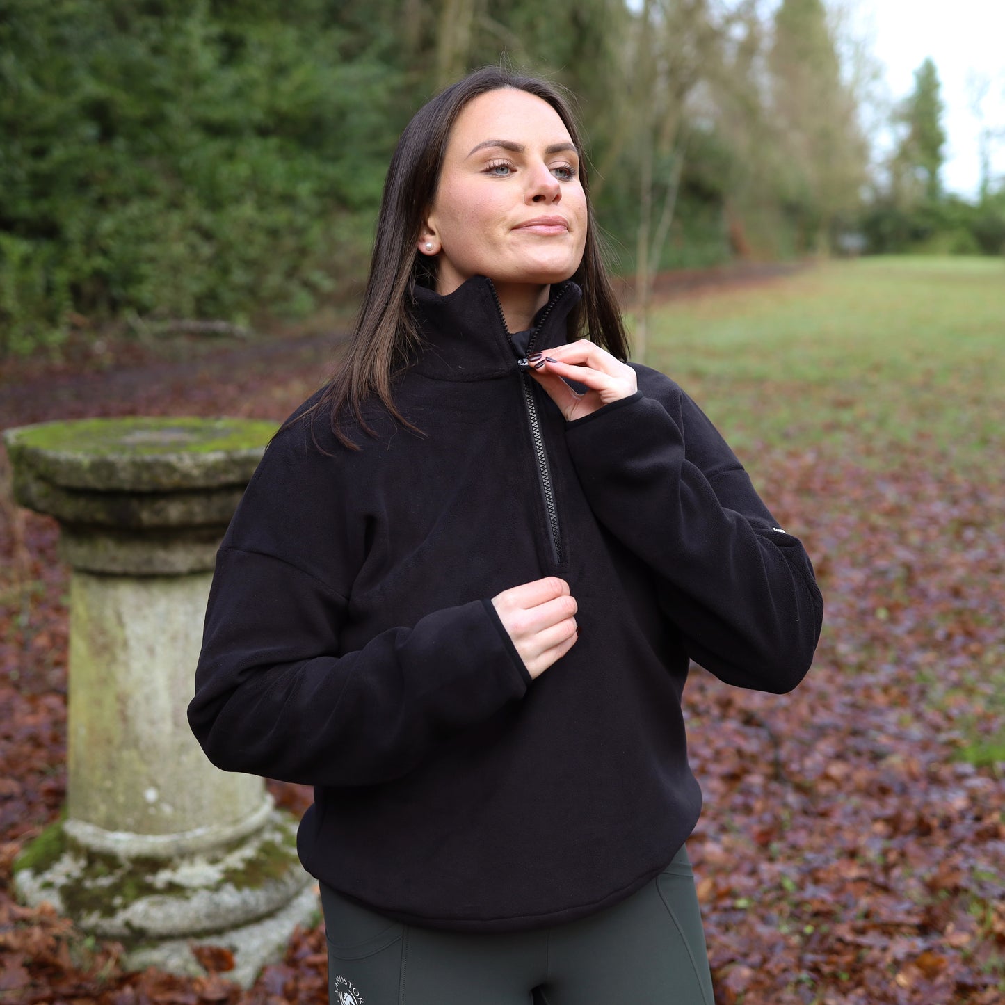 Sandstorm Equestrian - Luxe Half zip fleece - Black