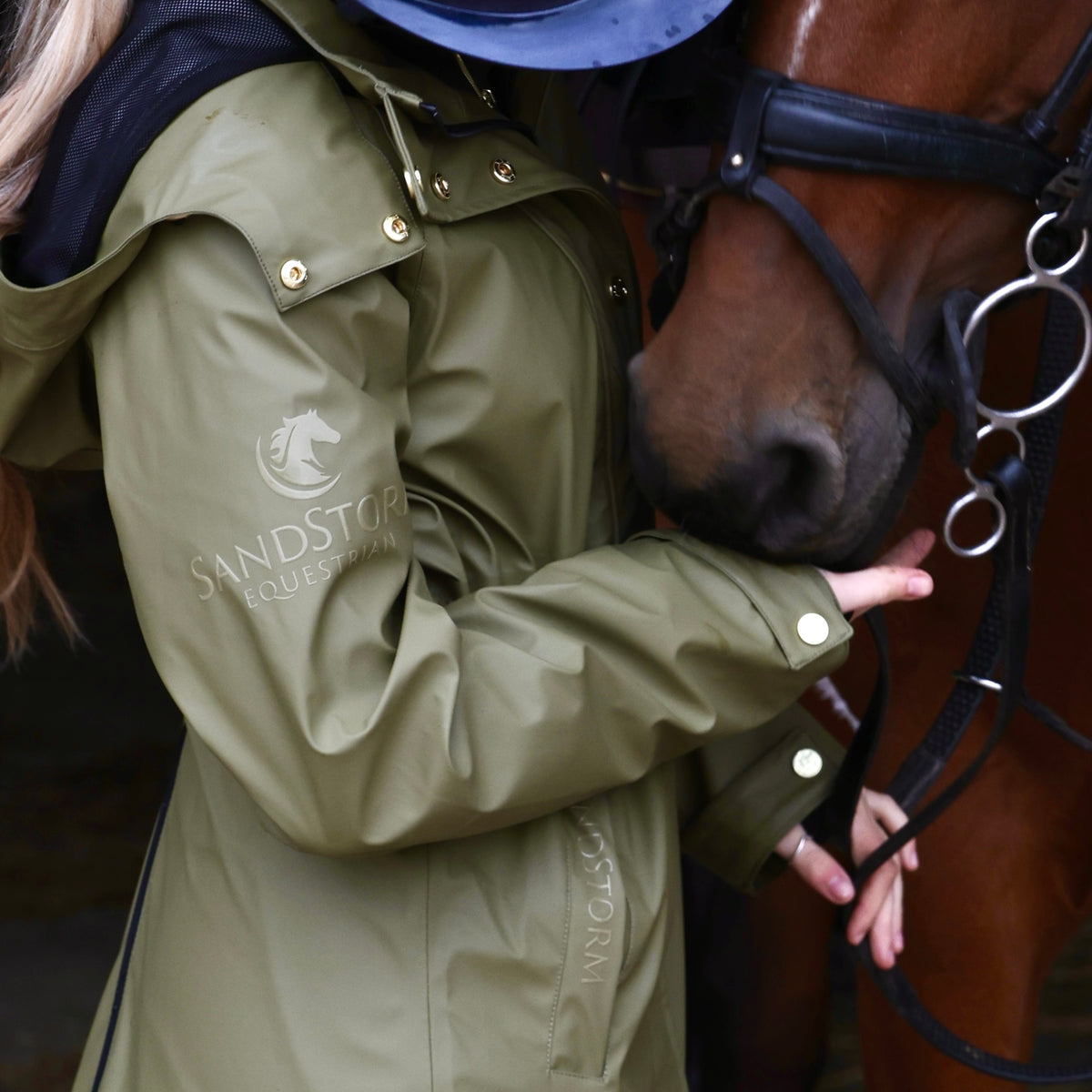 The Sandstorm MANOR COAT - Olive