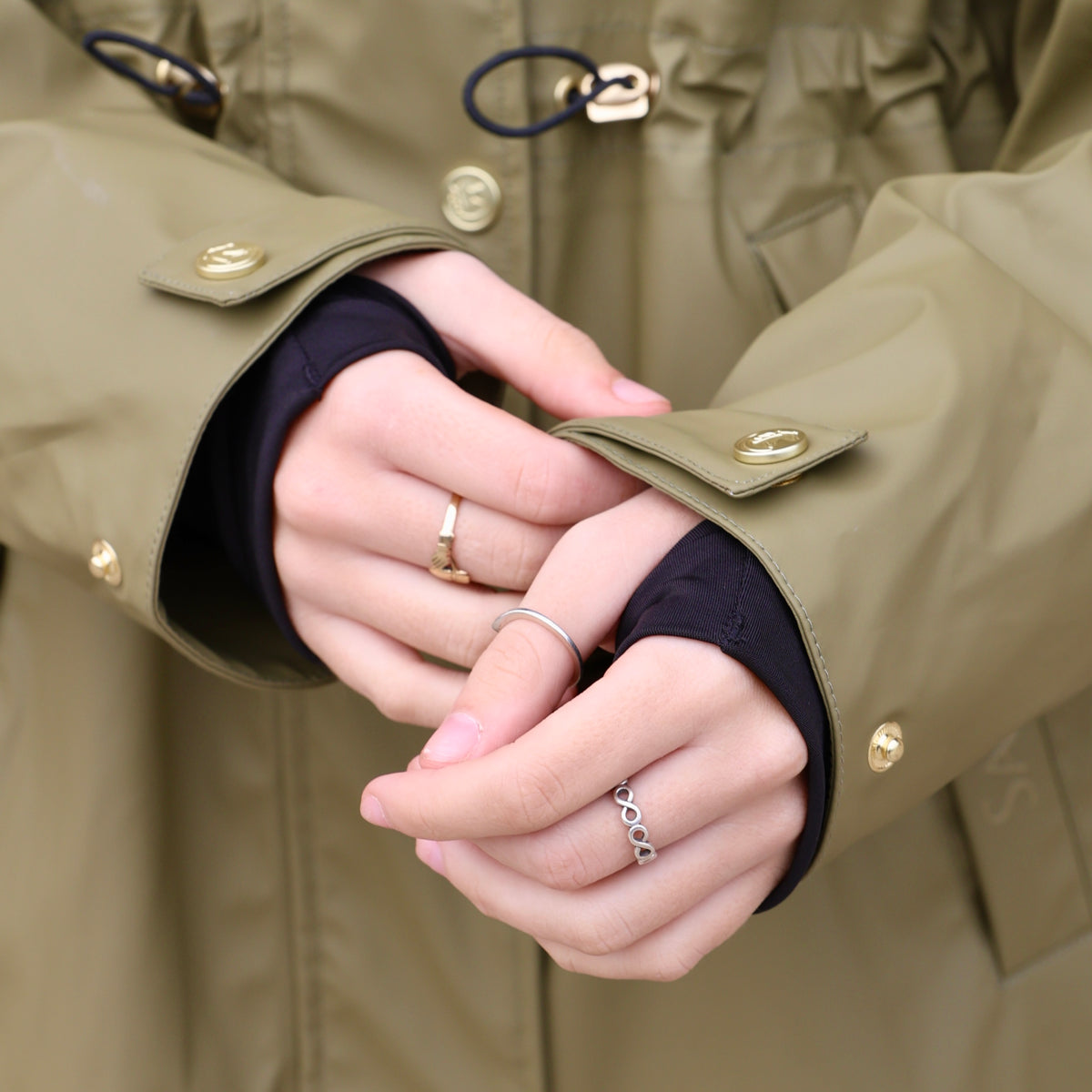 The Sandstorm MANOR COAT - Olive