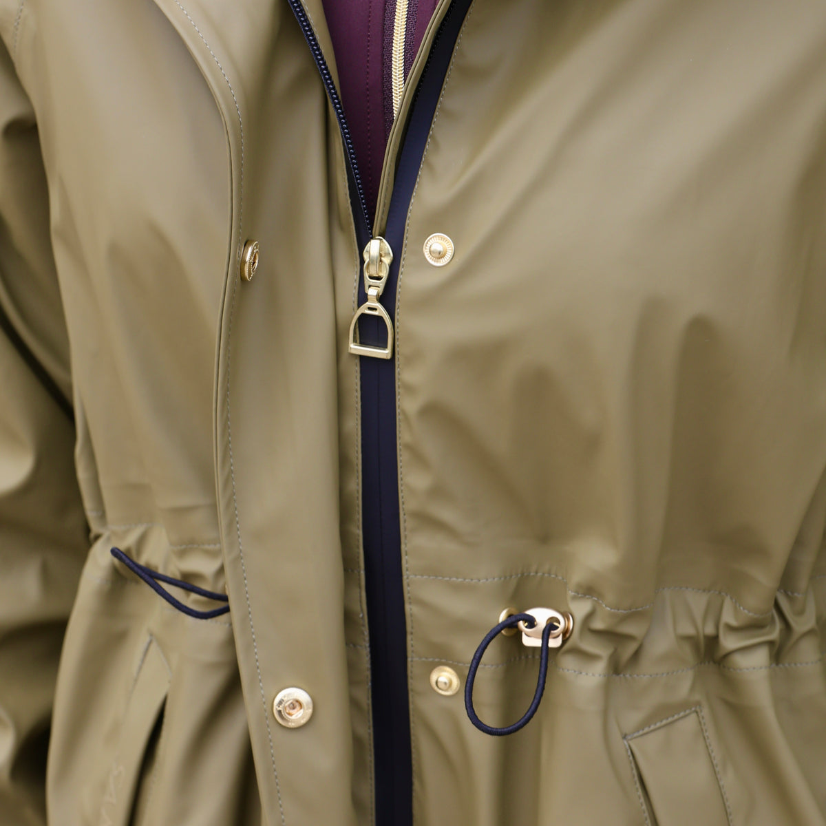 The Sandstorm MANOR COAT - Olive