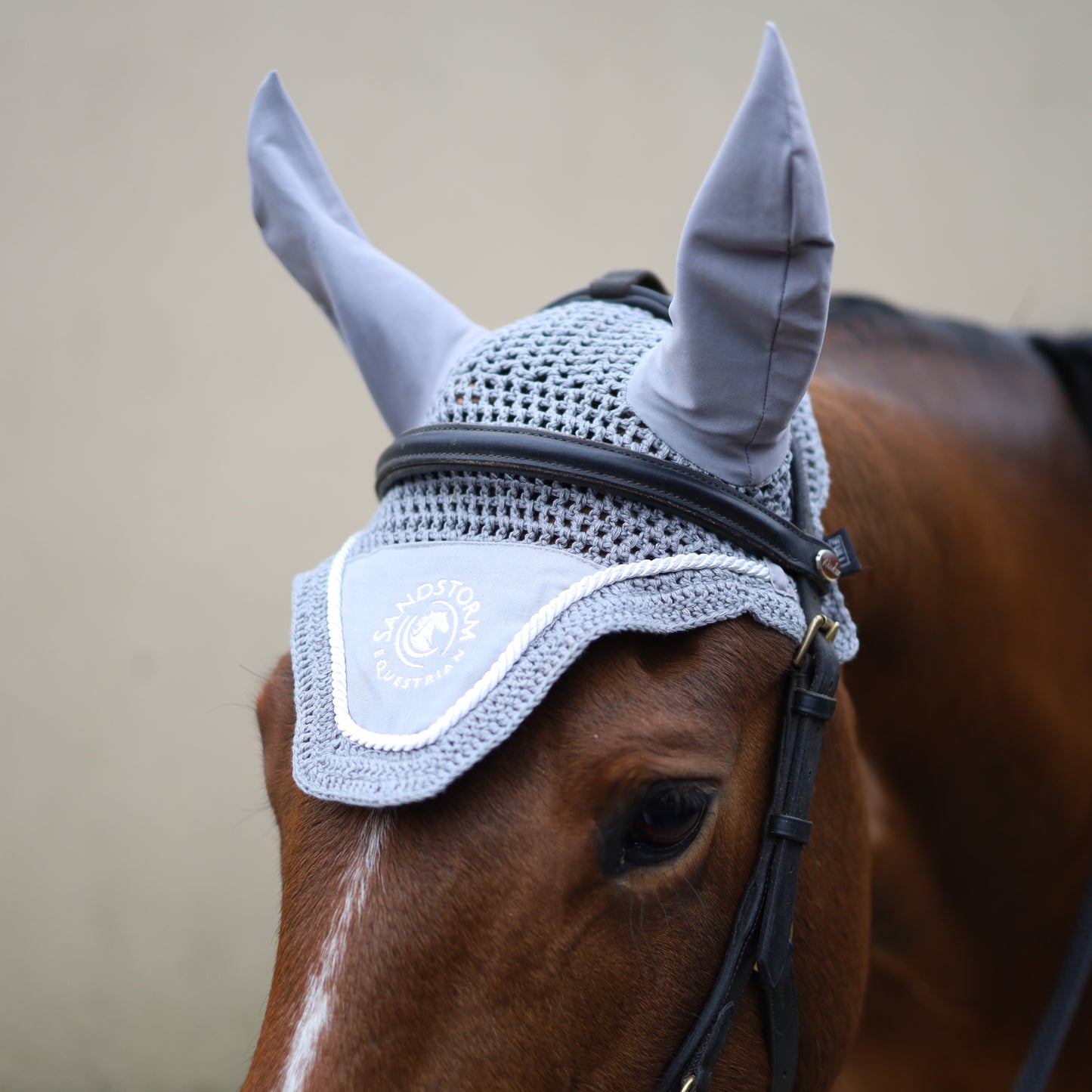 Sandstorm Equestrian - Cotton Ear Veil - Light Grey