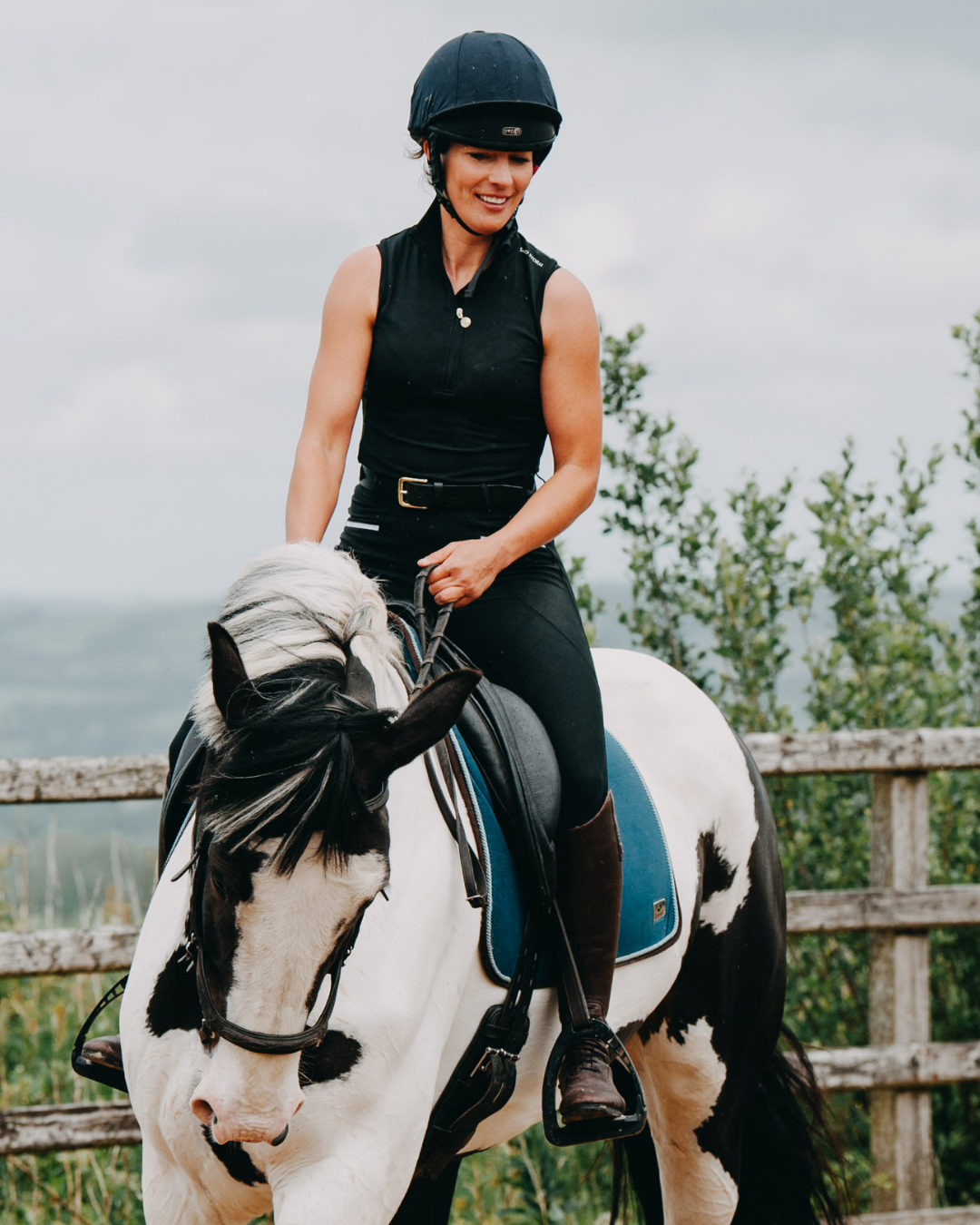 Sandstorm Equestrian - Performance Sleeveless Sport Base Layer - Black
