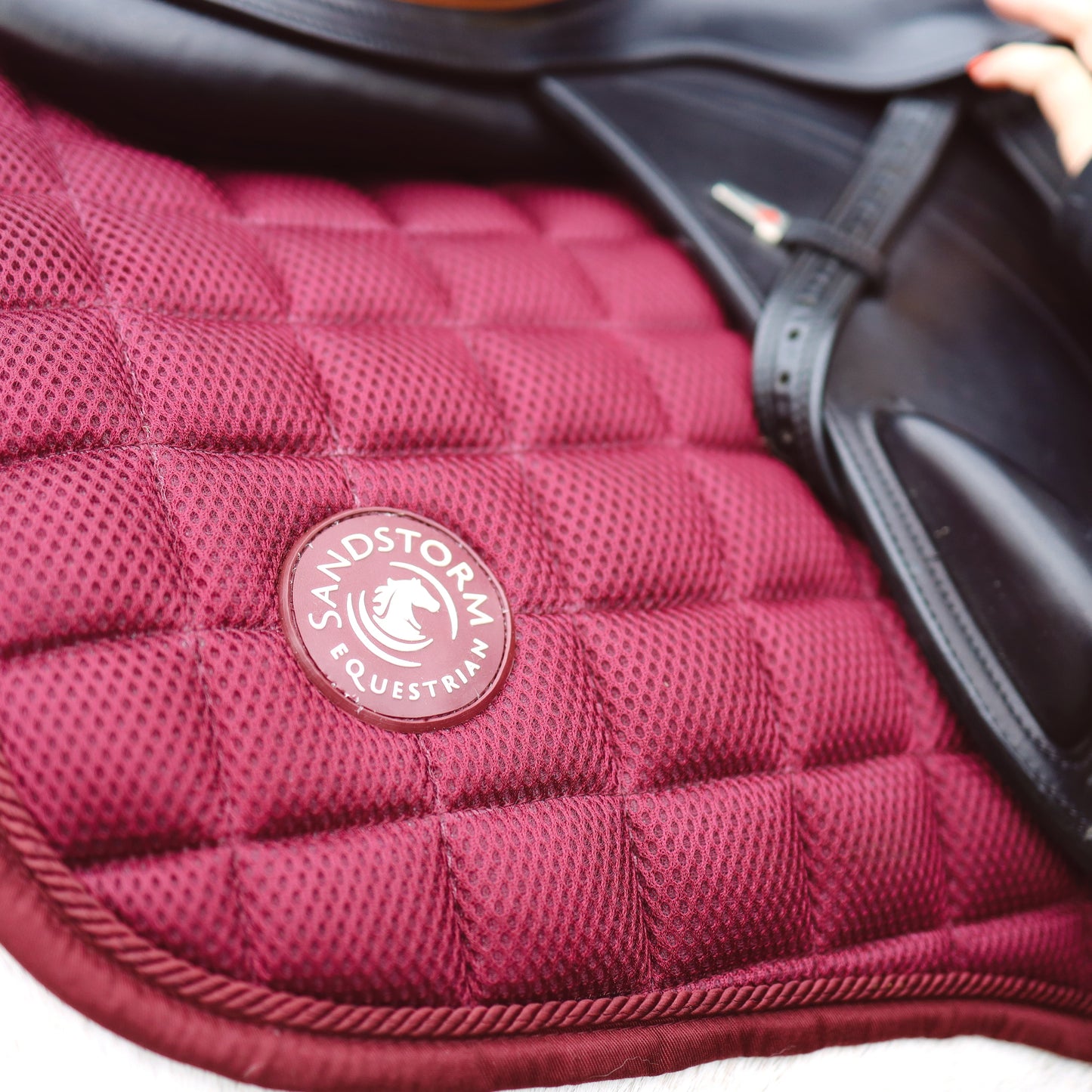 Sandstorm Equestrian - MeshAir Saddle Pad - Close Contact - Bordeaux